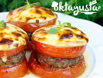 Beşamel Soslu Domatesli Köfte